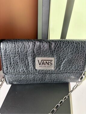 VANS Black Textured Wristlet With Crossbody Chain
